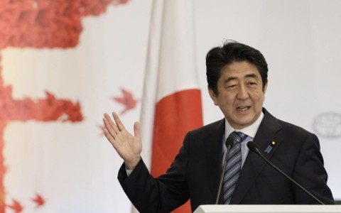 Премьер-министр Синдзо Абэ осудил боевиков ИГ за похищение японских заложников - ảnh 1